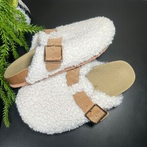 Manijero Sherpa Slipers